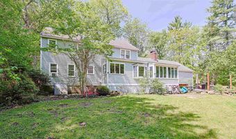 19 Winterberry Dr, Amherst, NH 03031