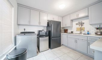 8217 Towne Ave, Los Angeles, CA 90003