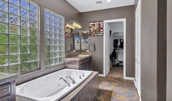 4303 S OREGON Ct, Chandler, AZ 85248
