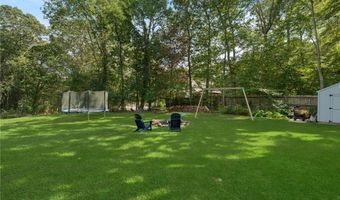 94 Maxson Hill Rd, Hopkinton, RI 02804