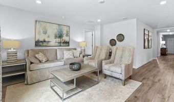 156 Wynn Ct, Bainbridge, GA 39819