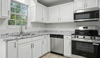 16 Oak Grove Ct, Adairsville, GA 30103