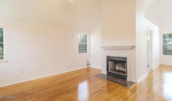 2106 Lauren Dr, Biloxi, MS 39532