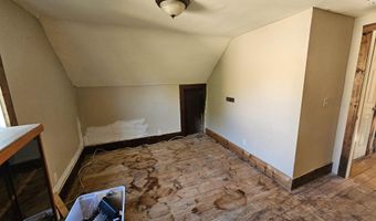415 W 15th St, Auburn, IN 46706