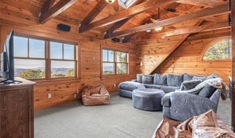 419 Summit Trl, Banner Elk, NC 28604