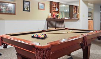 626 NE 16th Ave, Aberdeen, SD 57401