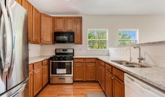 1155 Freesia Ct, Ann Arbor, MI 48105