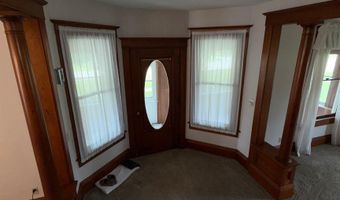 339 3rd St, Ashton, IA 51232