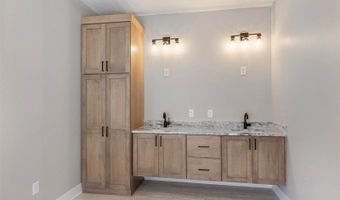 1325 Fairway Cir, Ashland, NE 68003