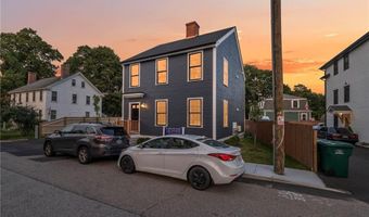 32 Exchange St A1, East Greenwich, RI 02818