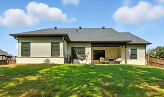 4046 Hampton Dr, Benton, AR 72019