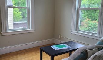 34 Gage St, Augusta, ME 04330
