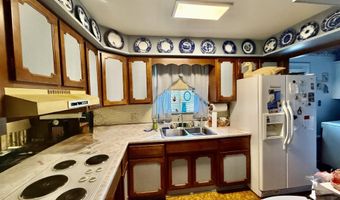 413 E Shawnee Ln, Attica, IN 47918