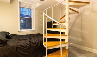 1731 WILLARD St NW 102, Washington, DC 20009