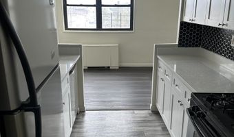 1225 KENNEDY Blvd 4J, Bayonne, NJ 07002