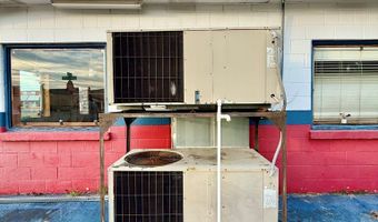 21 Fair St, Baxley, GA 31513