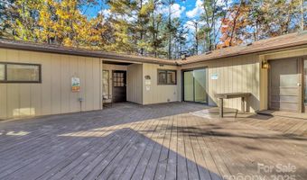 111 Hidden Pond Ln, Asheville, NC 28804