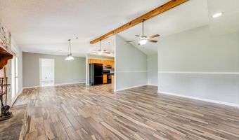 5811 Monroe St, Baker, FL 32531