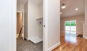 18 Hampton Rd 21, Coventry, RI 02816