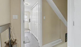18 Tappen St, Avenel, NJ 07001