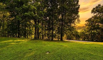725 Oak Grove Rd, Benton, TN 37307