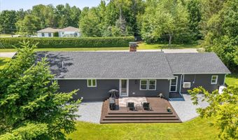 121 Packard Dr, Bangor, ME 04401