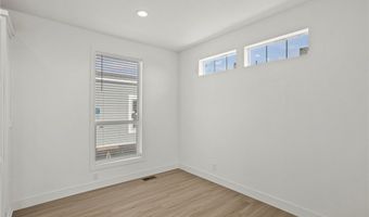 3030 Oceanside Blvd 14, Oceanside, CA 92054