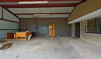 1886 Craven Rd, Baxley, GA 31513