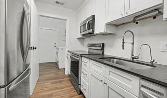 731 Skynob Dr, Ann Arbor, MI 48105