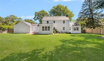 5 Lee Rd, Barrington, RI 02806