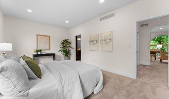 709 N 5th Ave, Ann Arbor, MI 48104