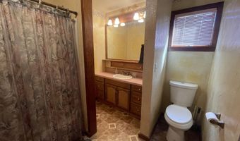 7042 Oak St, Bonners Ferry, ID 83805