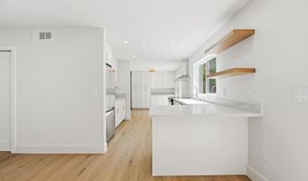 6741 Cantil St, Carlsbad, CA 92009