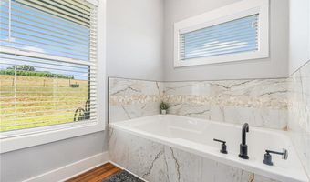 111 Possum Trot Rd, Barnesville, GA 30204