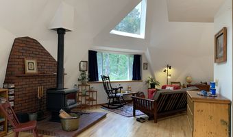 23555 SUTTLE Rd, Veneta, OR 97487