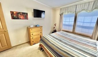 8 Windsor Dr, Alfred, ME 04002