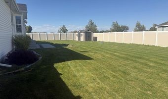 5038 Cassie Dr, Chubbuck, ID 83202