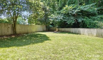 2528 Arnold Dr, Charlotte, NC 28205