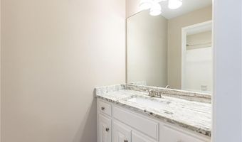 9360 Nesbit Lakes Dr, Alpharetta, GA 30022