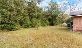 231 3RD INCLUDES ADJACENT LOT St W, Baldwin, FL 32234