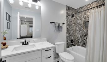 712 KEARNY St NE 5, Washington, DC 20017