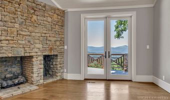 1122 Summit Park Dr, Banner Elk, NC 28604