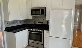 90 Maple Ave 1, Andover, MA 01810