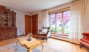 1 Rose Hill Dr, Johnston, RI 02919