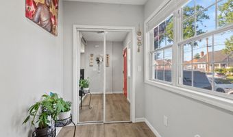 25 Livingston Ave, Avenel, NJ 07001