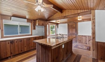 30 Seneca St, Attica, OH 44807