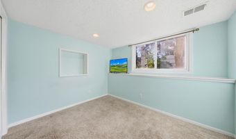 2838 9th Ln, Anoka, MN 55303