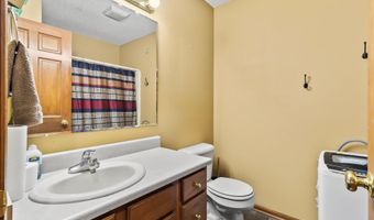 1331 N Finlandia Way, Albion, IN 46701
