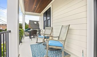 21 N Douglas Ave, Margate City, NJ 08402