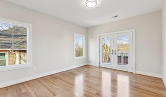 2150 N STAFFORD St, Arlington, VA 22207